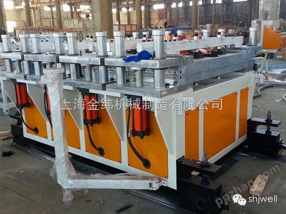 供应上海金纬机械家具板PVC木塑建筑模板设备供应价格